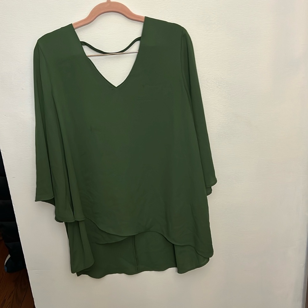 Karen Kane Top size L